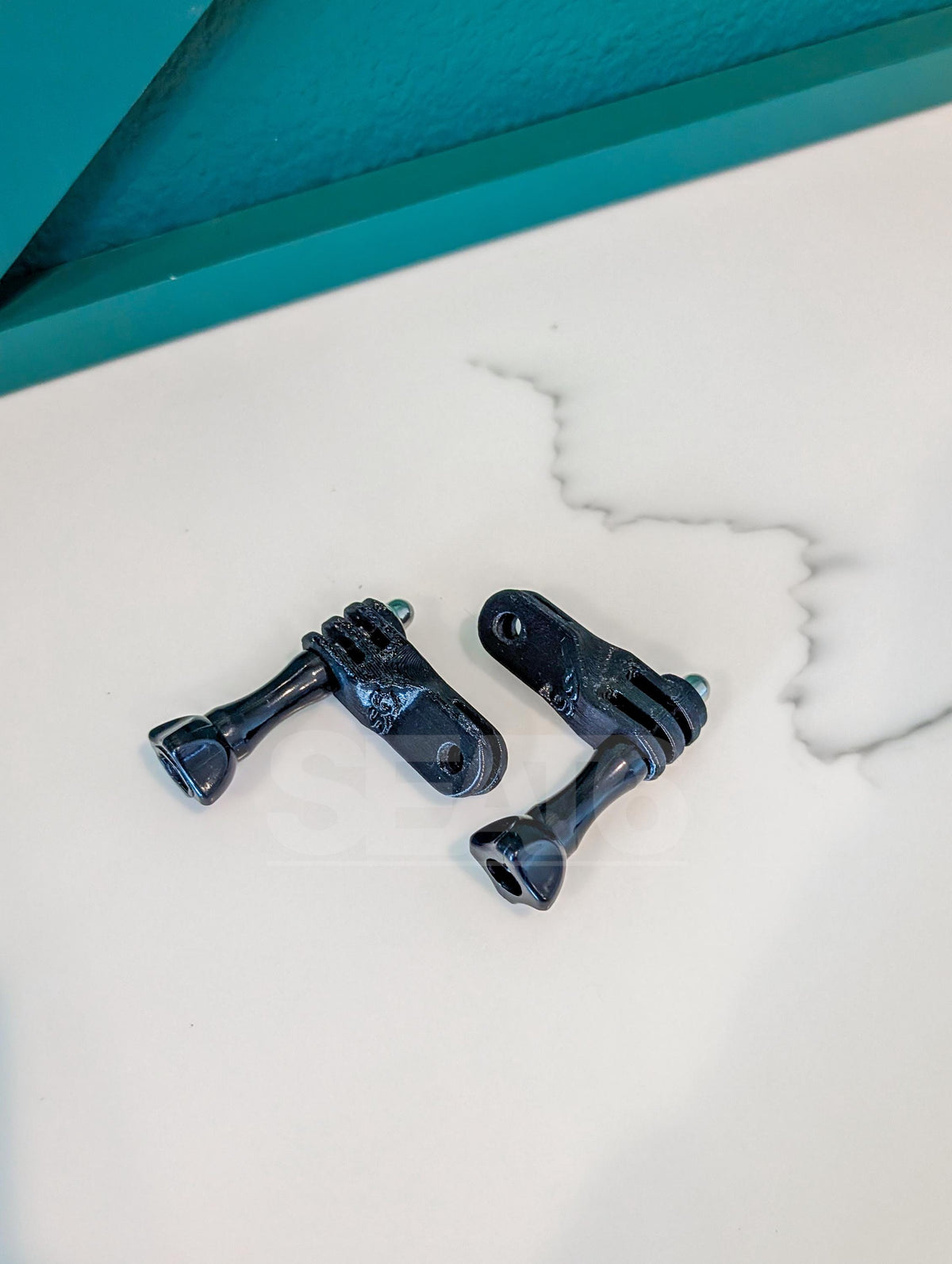 45 degree Camera Twist Adapter, detail